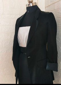 Classic Korean Black Blazer