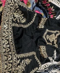 Elegant Black Velvet Dupatta