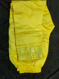 Yellow Embellished Kurti.           3pcs Suit.✨🔥