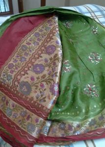 Saree With Blouse