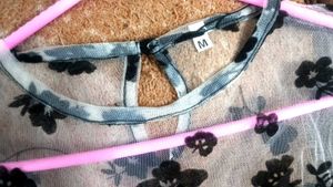 Floral Sheer Long Sleeve Top🖤🤍