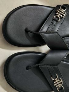 Tommy Hilfiger flip flops