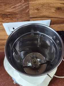Bajaj typhoon mixer grinder