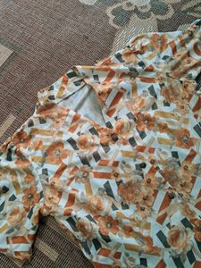Vintage Floral Print Top