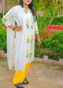 Floral Print Kurta Palazzo Set