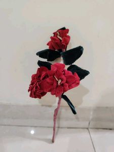 Velvet Rose Flower Leaves Showpiece