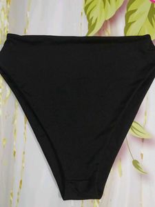 (520)Black High-Waisted Swim Bottom