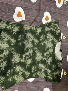 Women Green Color Soft Cotton Top