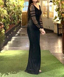 Fishcut Black Shimmery Dress