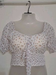 padded crop top(unused)