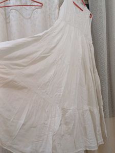 Sleeveless White Kurta