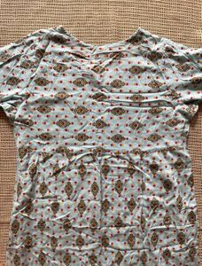 Sequinned Neck Kurti