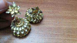 Handmade Kundan Jhumkas