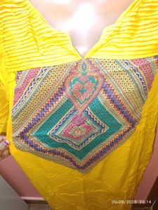 Xxl Avaasa Yellow Printed Kurta