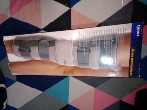 Knee Palastor🏠
