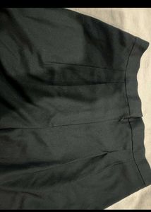 Chic Black Women&#39;s Trousers