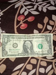 1 Doller USA Currency And 5 Dirhams