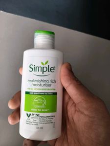 Simple Replenishing Rich Moisturizer