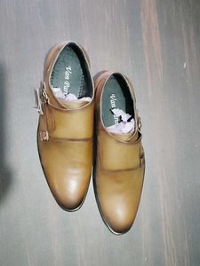 Van Paris Formal Shoes