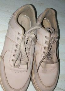 FOREVER GLAM Women&#39;s Casual Sneakers