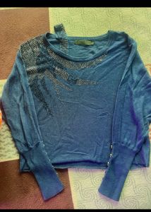 BLUE TOP