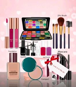 Complete Makeup Kit 🎉🎉🎉🎉