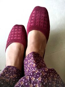😍 Traditional Footwear