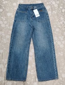 Wide Leg Jeans