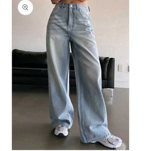 Light Wash Wide Leg Jeans (tall girls)