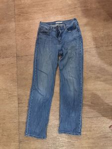 Levi's High-Waisted Jeans