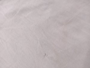 Off White Kurta Top With Embroidery