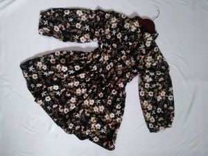 99 Buy 2 get 1 free floral top