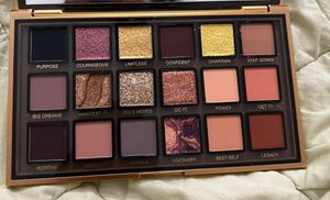 CLEARANCE SALE: Huda Beauty Empowered Palette