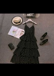 BLACK DRESS