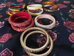 Combo Of Bangles (6 Types)
