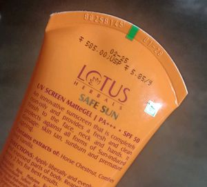 Lotus Herbals Sunscreen 🧴