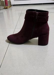 Dorothy Perkins Elegant Burgundy HeeledBoots