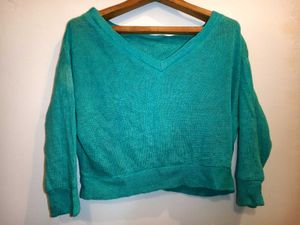 Size M/ L Teal V-Neck Sweater