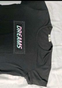 black Tshirt