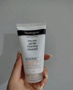 Neutrogena Combo Cleanser, moisturiser, sunscreen
