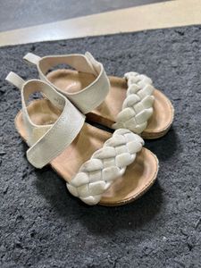 Toddler Girl's Braided Sandals SIze 22