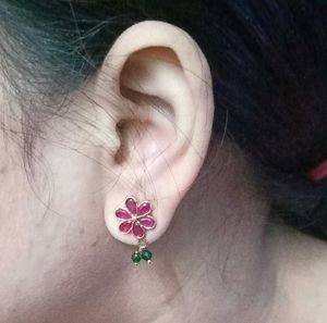 Earing Red Dimond