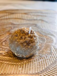 laddoo shaped candle