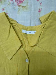 Korean Yellow Button-Down Top 🩷