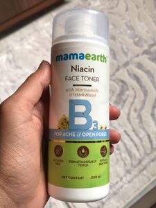 Mama earth Niacin Face Toner