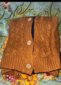 PURE WOOLEN SWEATER BRAND NEW WITHOUT TAG
