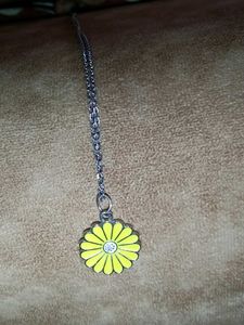 Pretty Charm Chain 😍🤍 Sunflower Locket 🌻