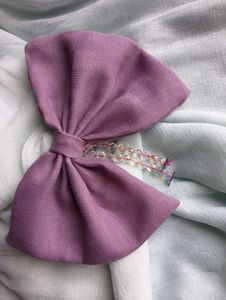 Purple Bow 💜 Clip With Glass Beads