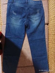 Light Weight Distressed Jean In Mint Condition