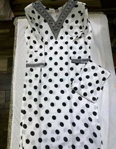(XS) Summer Collection Polka Dot Kurta Set